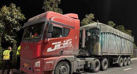 美媒爆料卡车夫妻视频在线观看,美媒爆料的真实在线观看视频 第2张 美媒爆料卡车夫妻视频在线观看,美媒爆料的真实在线观看视频 第2张